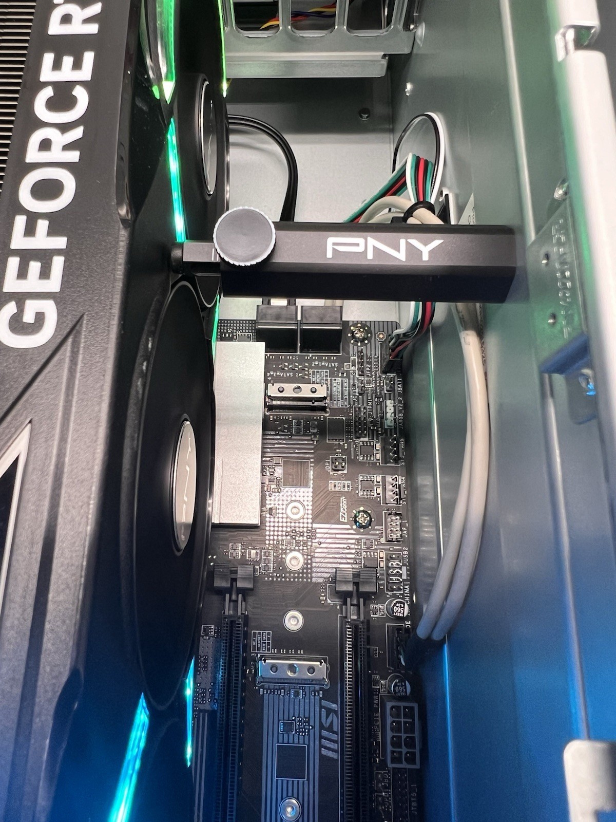 Adjustable GPU Support Bracket Anti-Sag - Quality PNY Brand for Heavy Cards