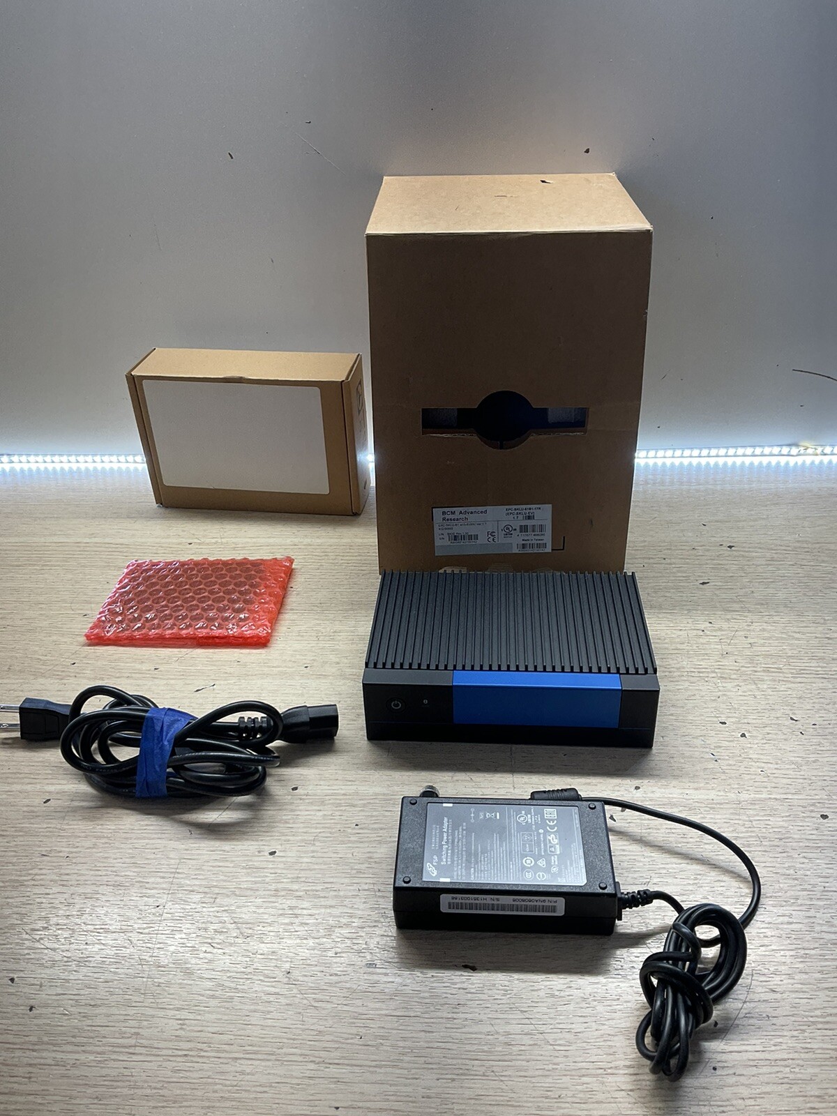 BCM ADVANCEDRESEARCH EPC-SKLU-EV/ Power Adapter / FRA668