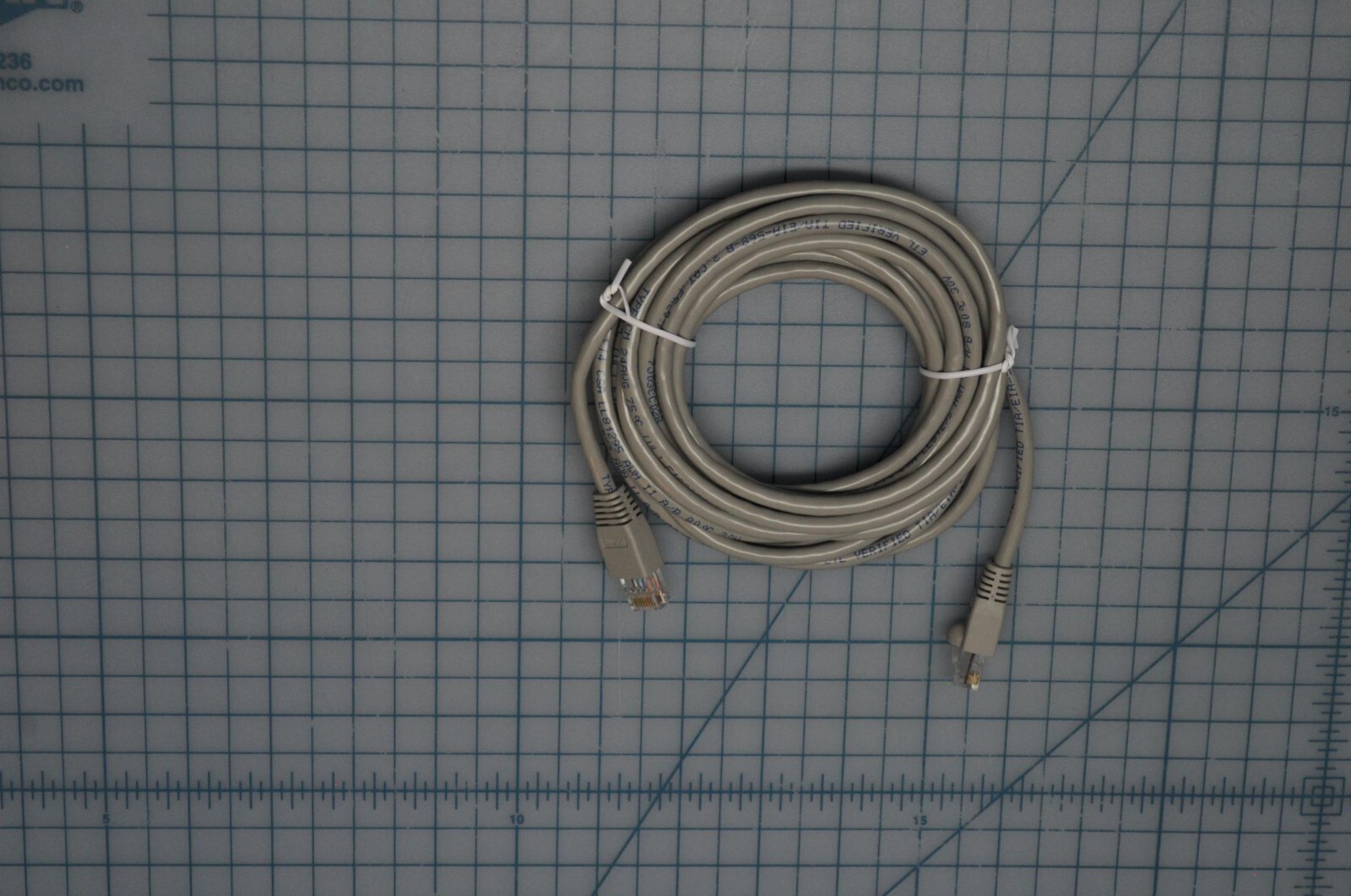 New IBM 4838 4.3M 13FT CAT5E Ethernet Cable
