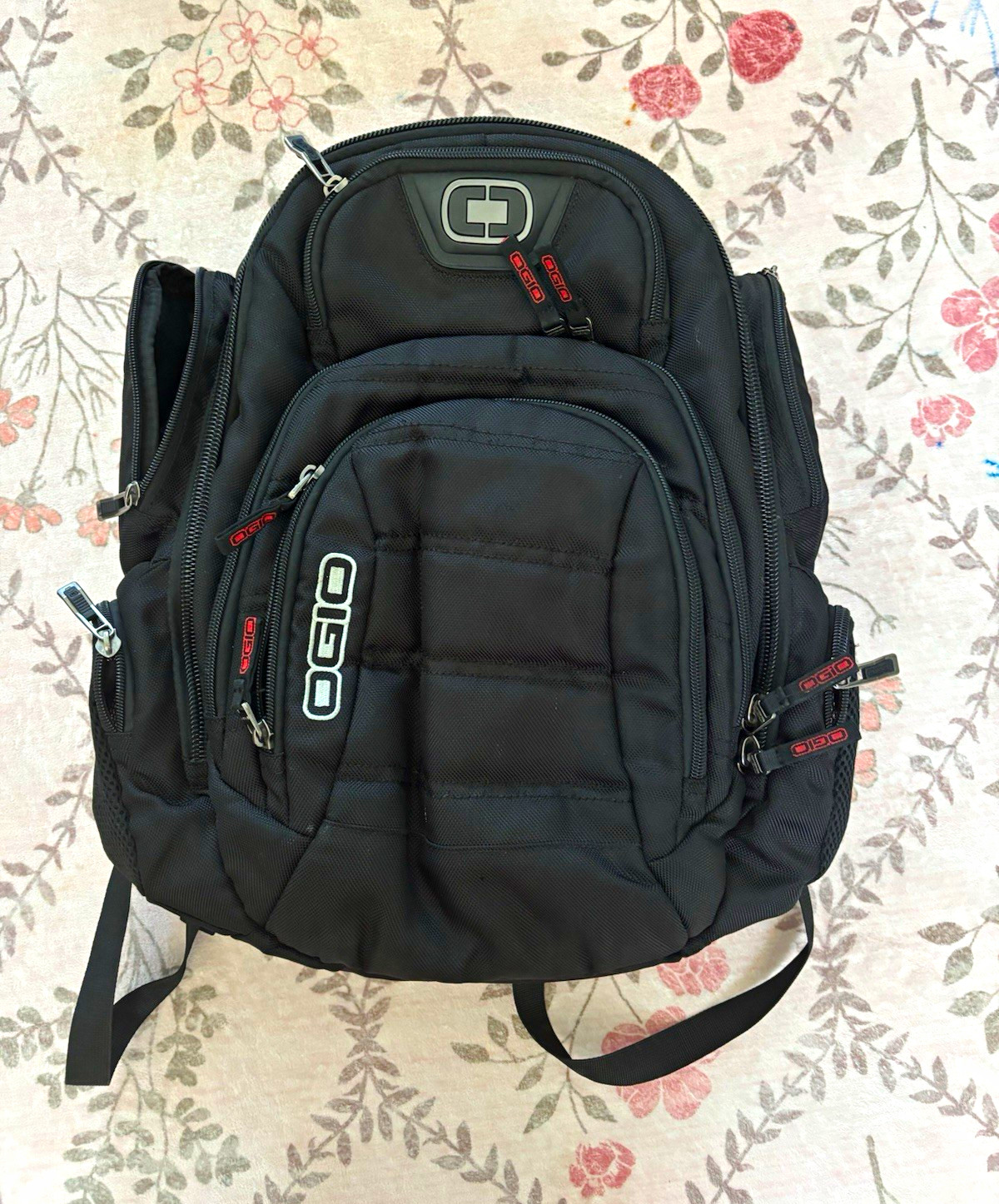 OGIO Gambit Black Backpack for 15 in Laptop, Padded, Luggage Pass-Through