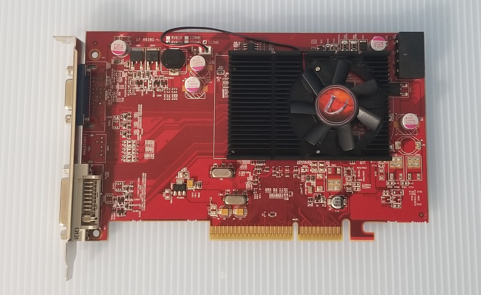 Visiontek ATI Radeon HD 3450, 512MB, AGP Graphics Card. (3450AGP512PC VT-400795T