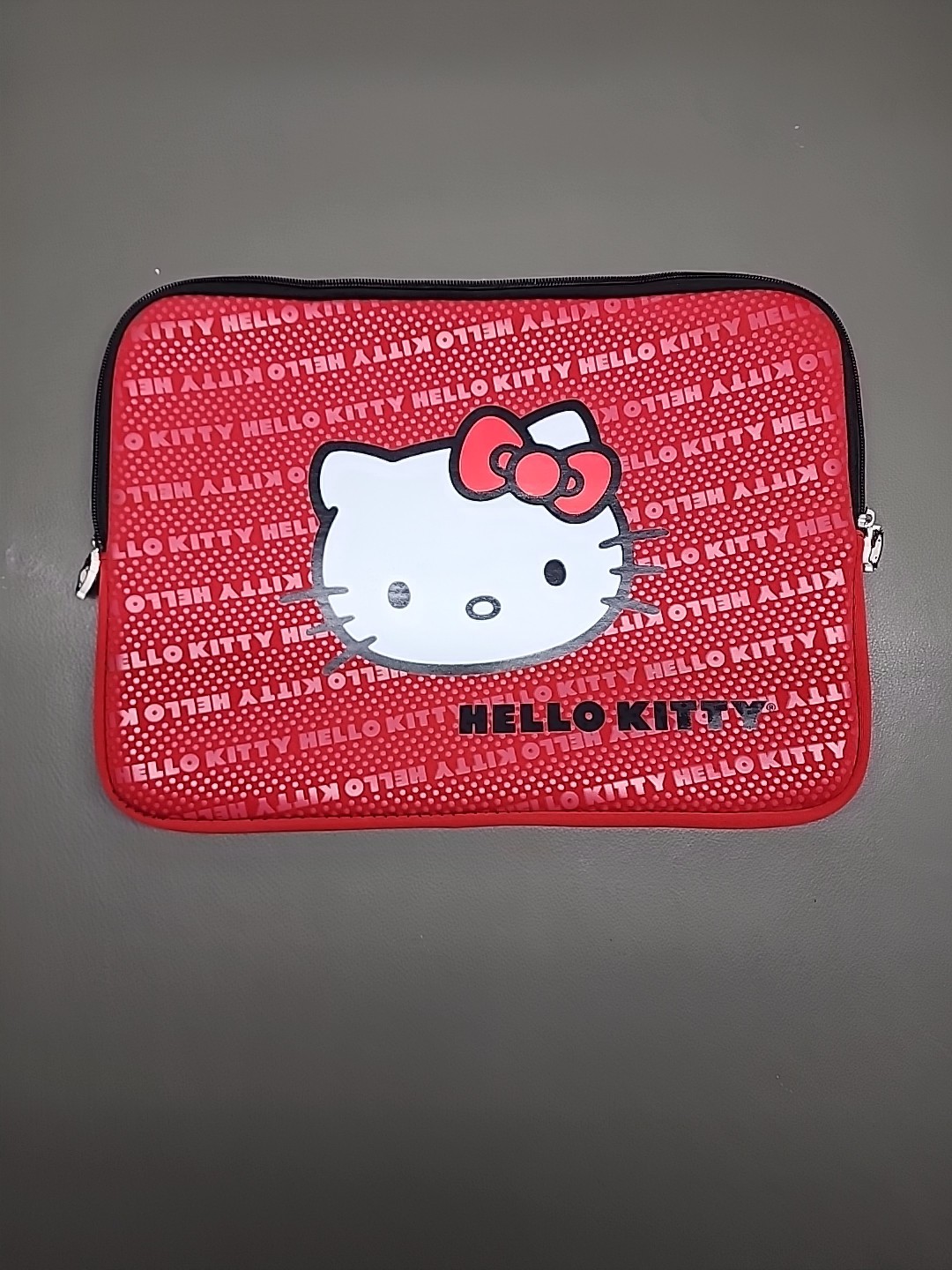 2011 Hello Kitty 14” Laptop Sleeve Red color Rare