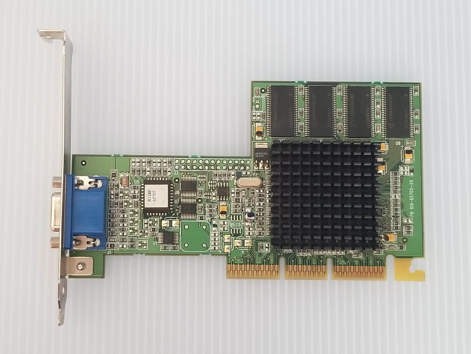 ATI Rage Xpert 2000Pro 32MB AGP Video Graphic Card Vintage