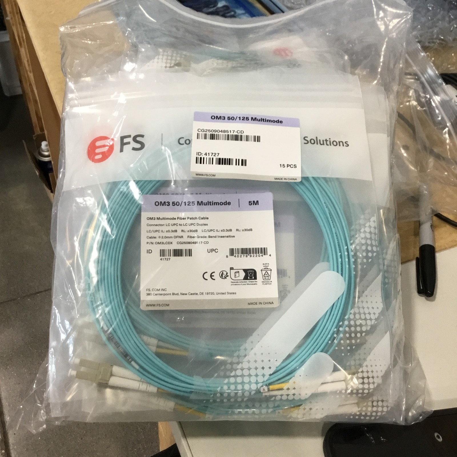 FS.com OM3 50/125 Multimode LC-LC Duplex Fiber Patch Cable 5M 15-Pack