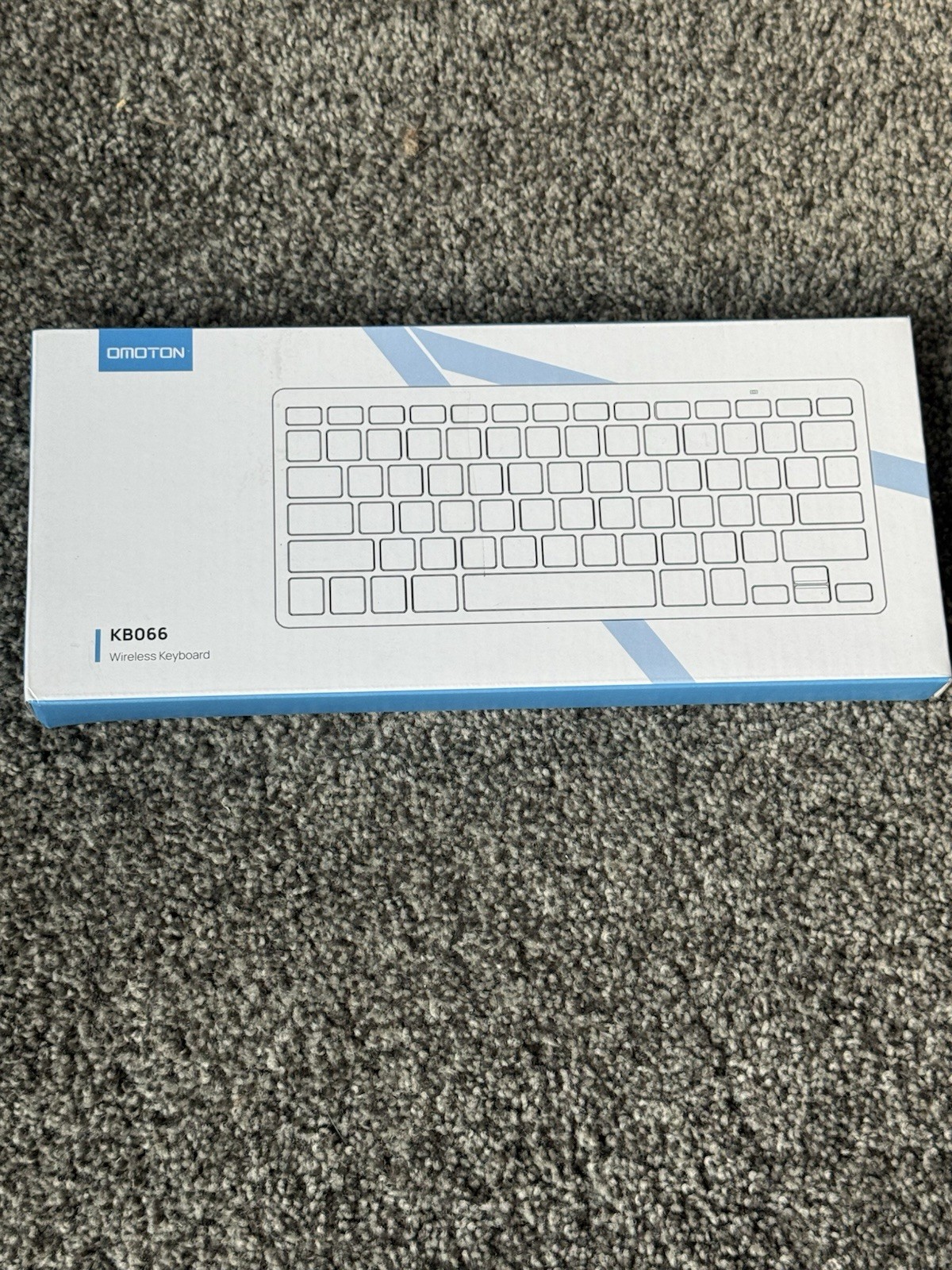 OMOTON KB066 Wireless Bluetooth Keyboard 