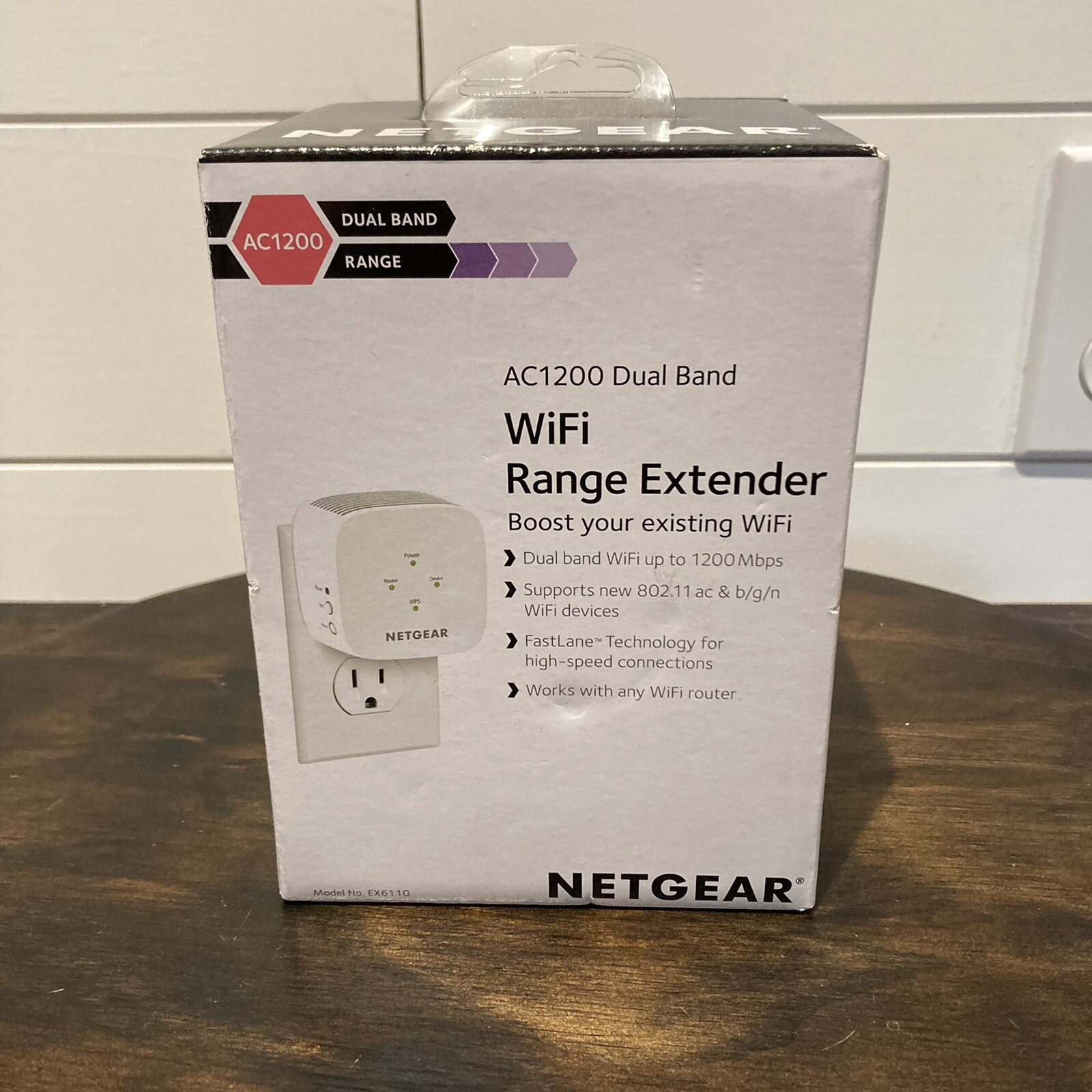 NETGEAR EX6110-100NAS WiFi Range Extender AC1200 Dual Band Fast Lane Setup New