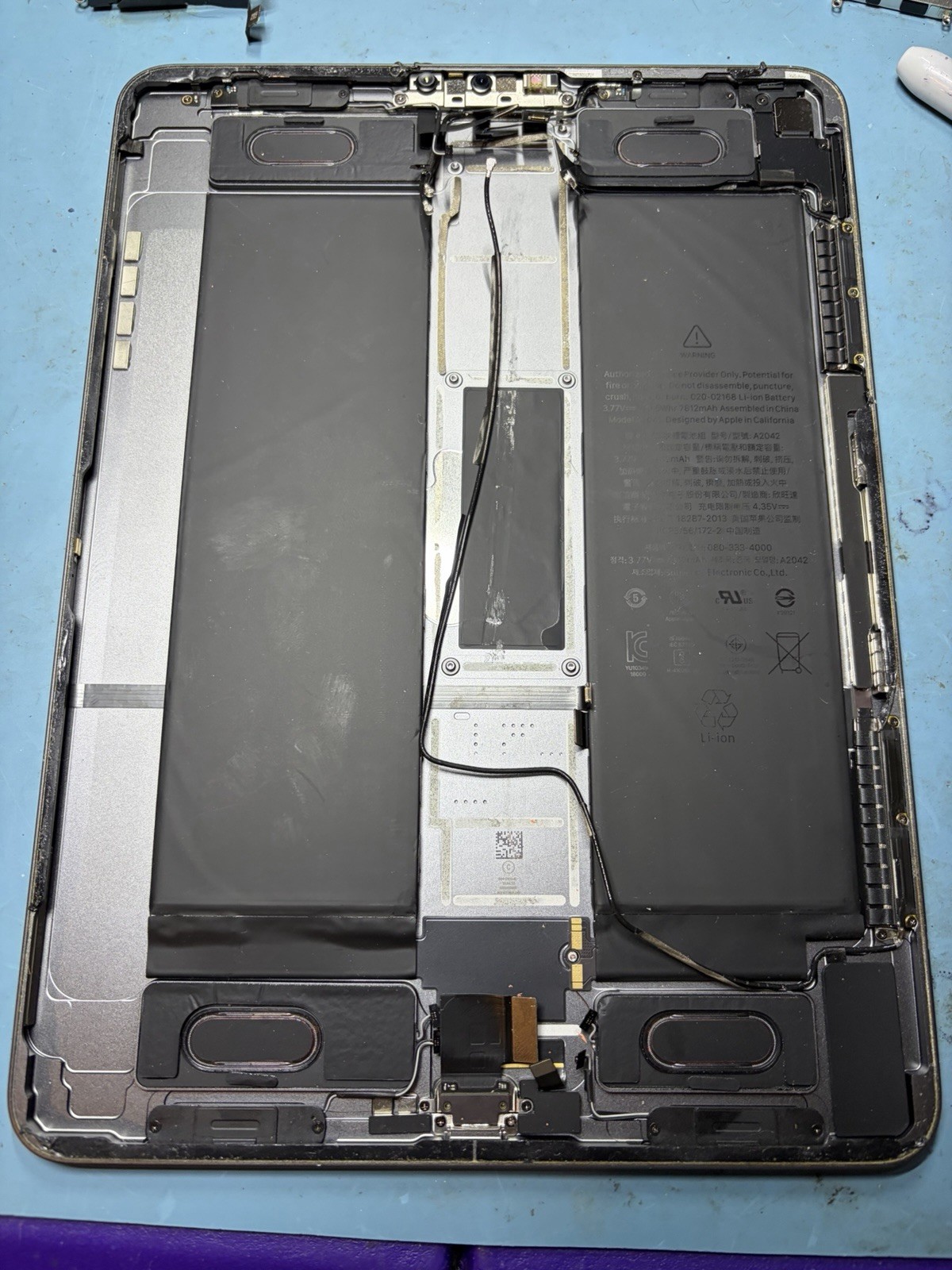 OEM Apple iPad Pro 11 inch 1st Gen A2013 Rear Housing + Battery Replacement