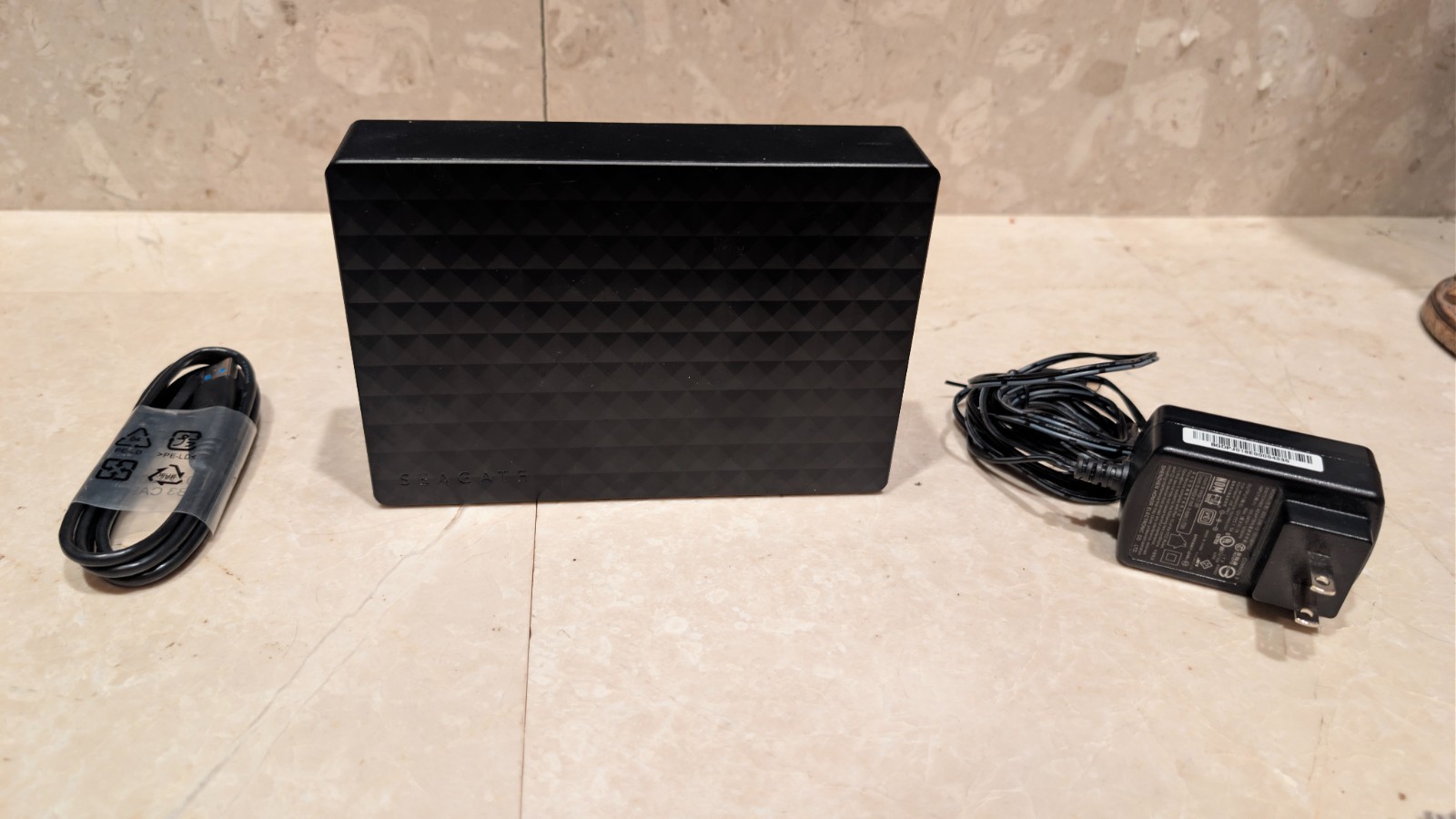 Seagate Expansion 8TB USB 3.0 Desktop External HDD Hard Drive (STEB8000100)