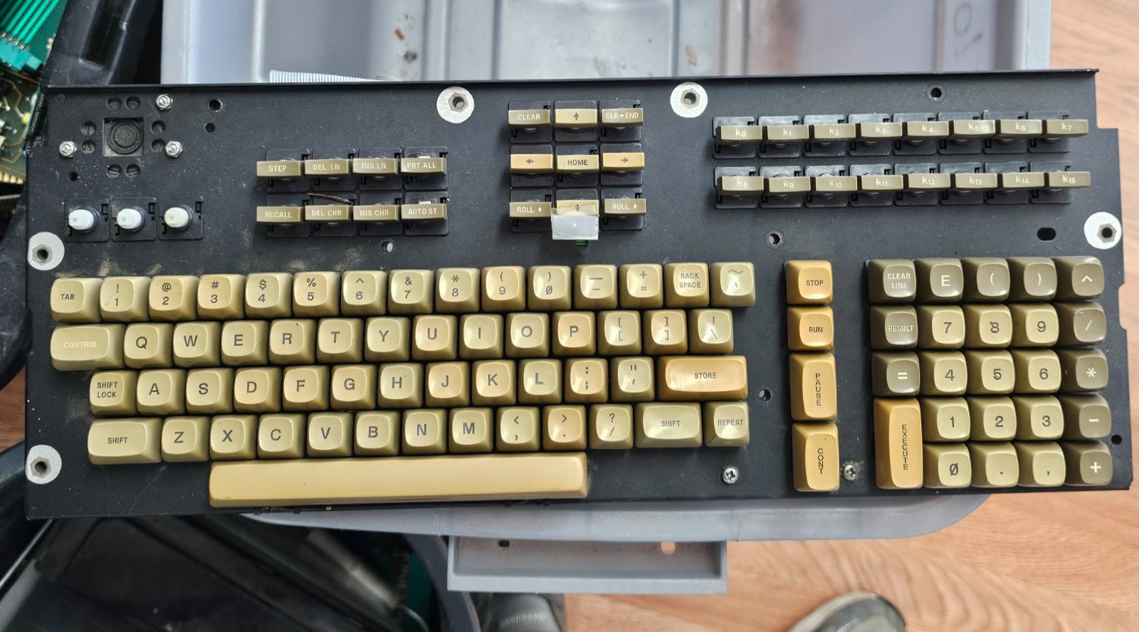 Vintage Retro HP 9830A Keyboard Calculator Board w/Most Keys - Clean