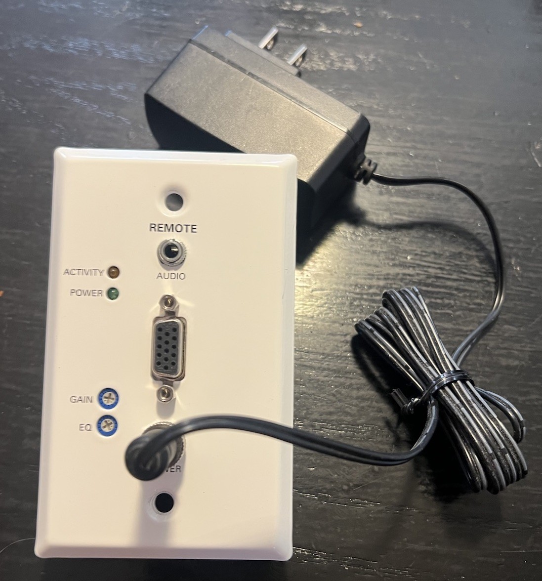 VGA Over Cat5-Cat6 Tripp Lite B130-101A-WP-2