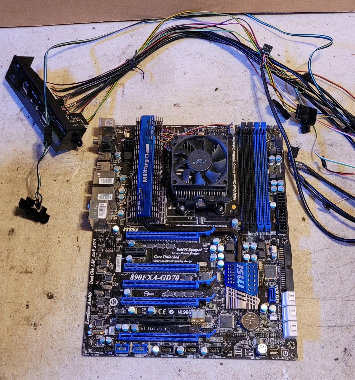MSI  890FXA-GD70 AMD Socket DDR3 ATX Desktop Motherboard Tested