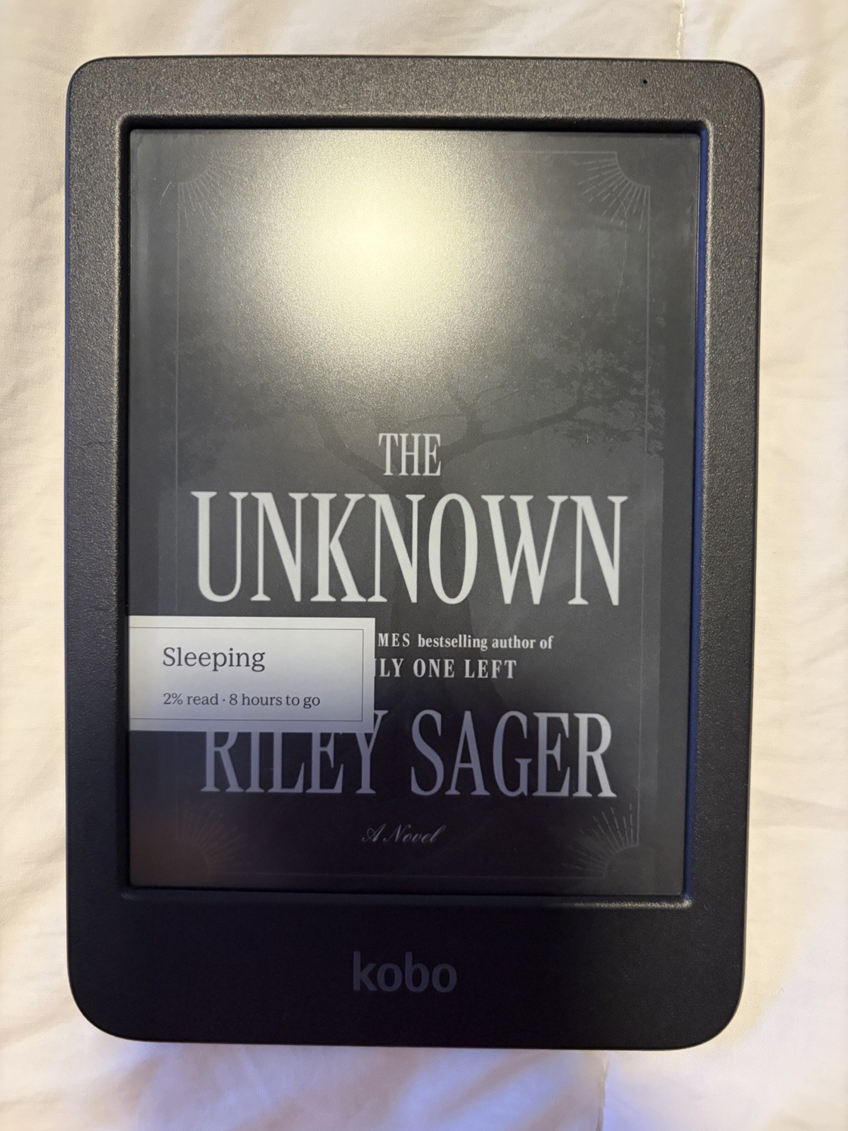 Kobo Clara BW 6in ePaper Touchscreen eBook Reader 16GB Wi-Fi Black