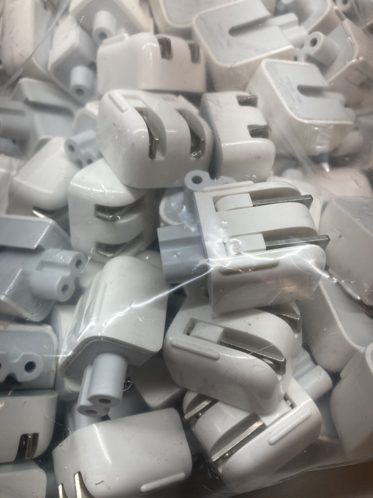 Genuine/OEM Apple Duckhead Two-Prong Plug - MagSafe AC Wall Adapter - Set of 25