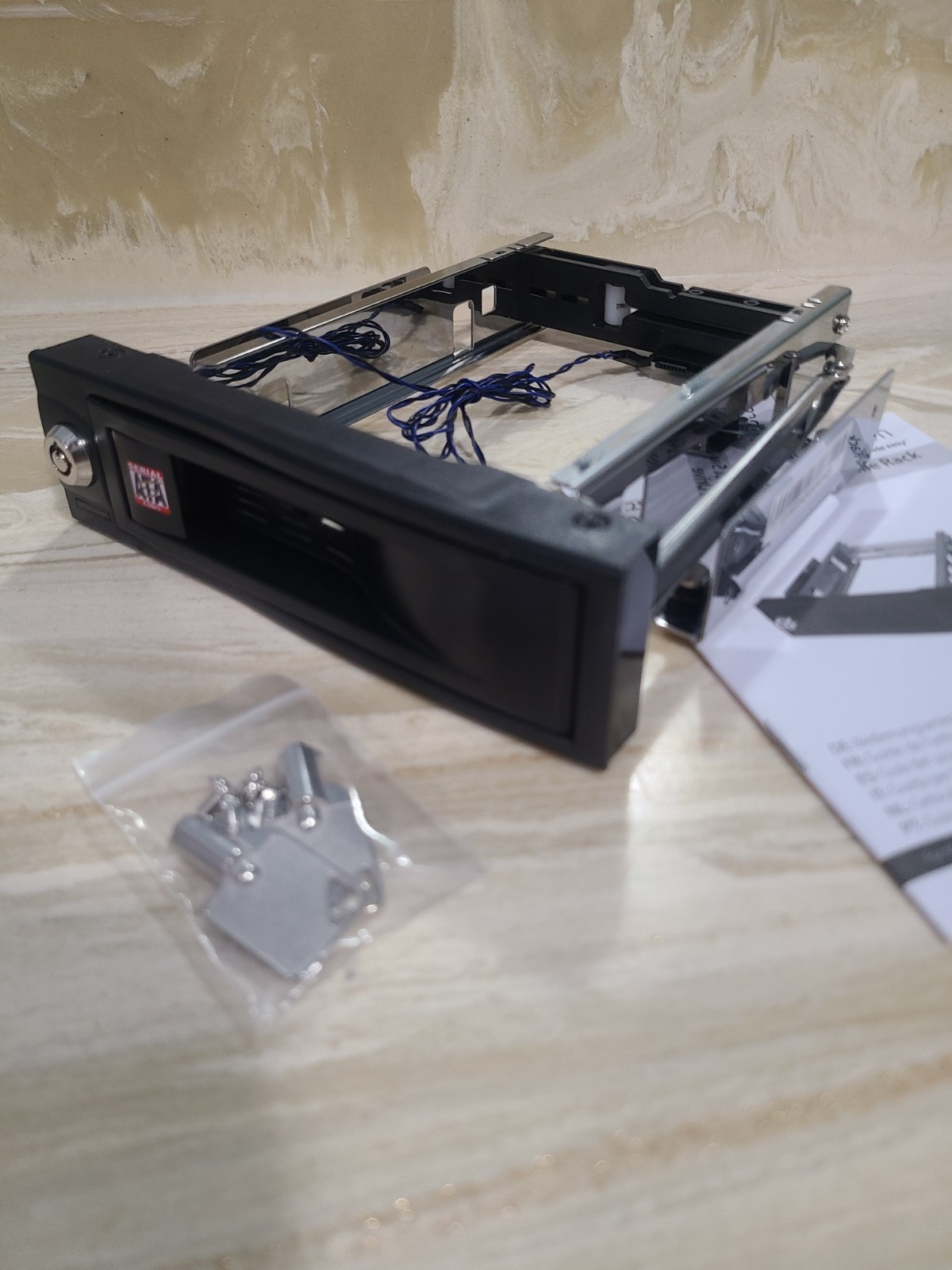 StarTech 3.5” Trayless Hot Swap SATA Mobile Rack