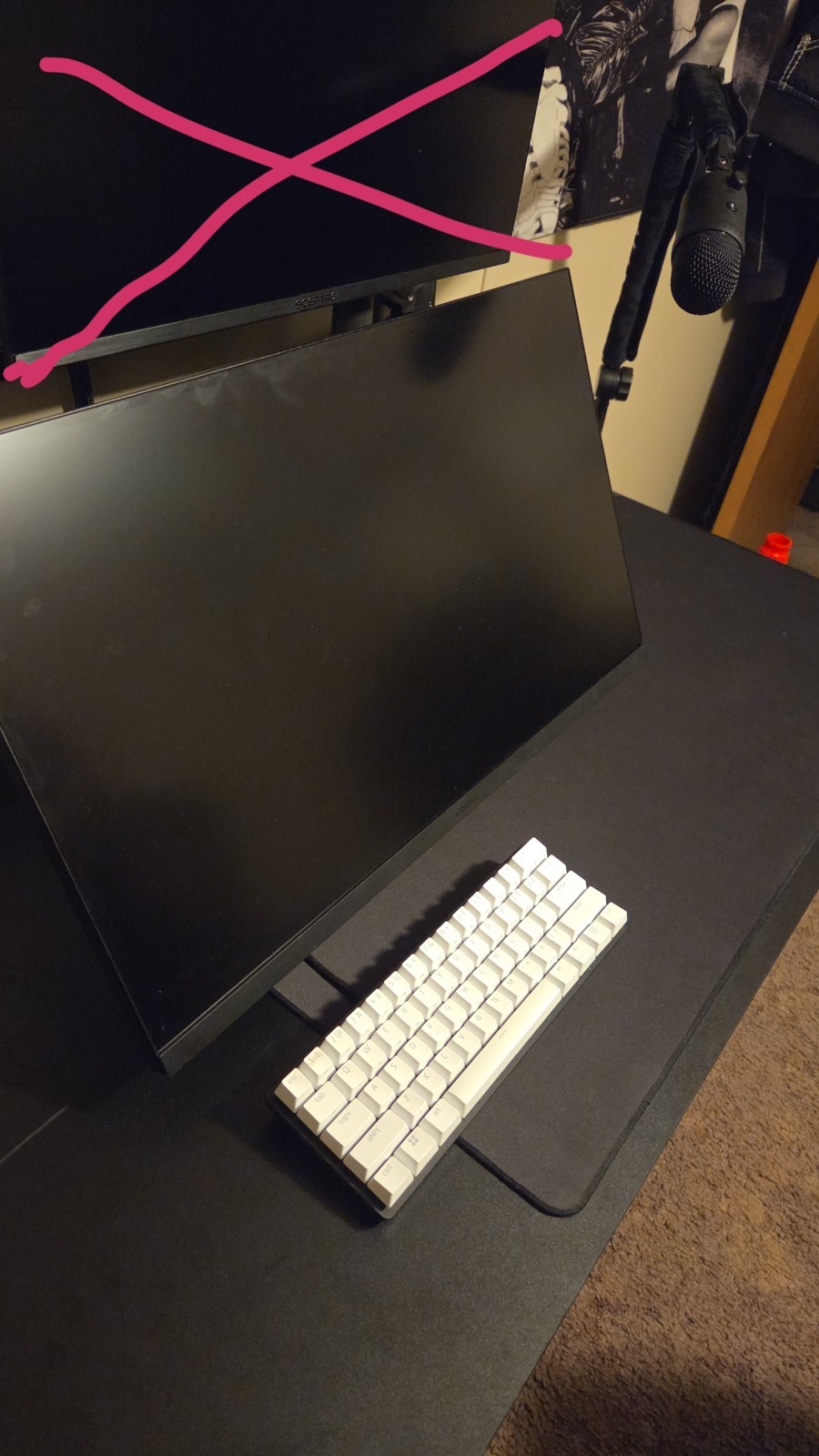 GAMING BUNDLE Gaming Monitor, Keyboard And Mic 