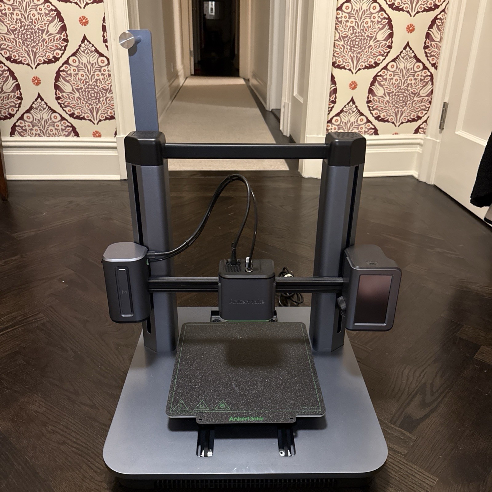 AnkerMake M5 3D Printer with box 
