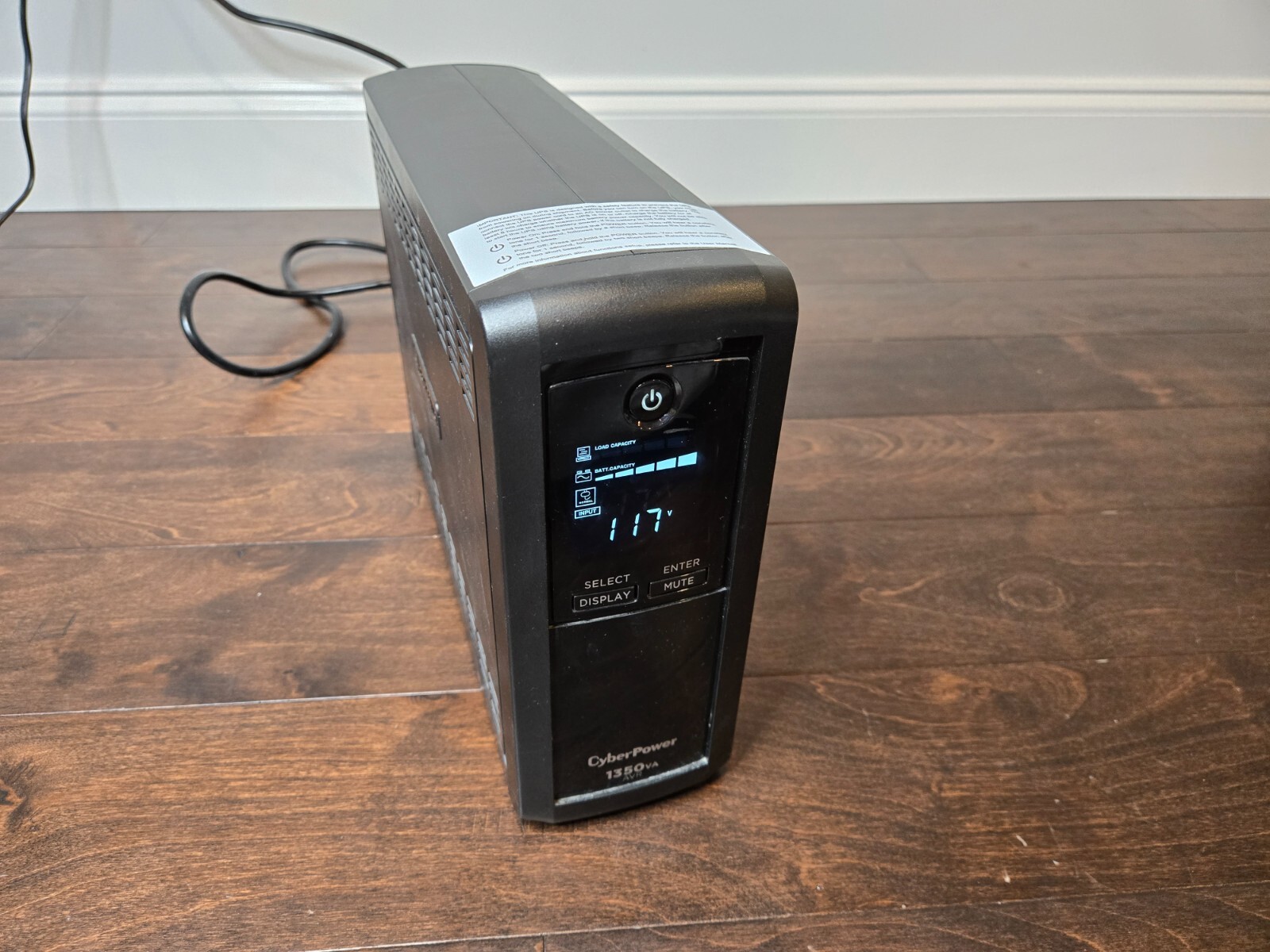 Cyberpower CP1350AVRLCD Intelligent UPS 815W 1350VA 10 Outlets INCL BATTERY READ