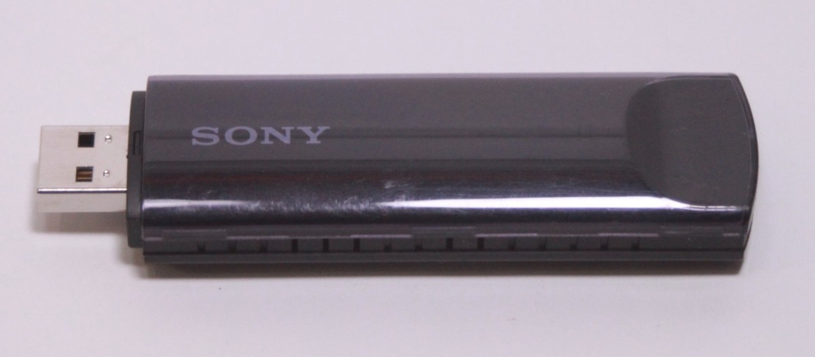 SONY UWA-BR100 USB-A WIRELESS WI-FI ADAPTER FOR lcd TV/BLU-RAY/HOME THEATER