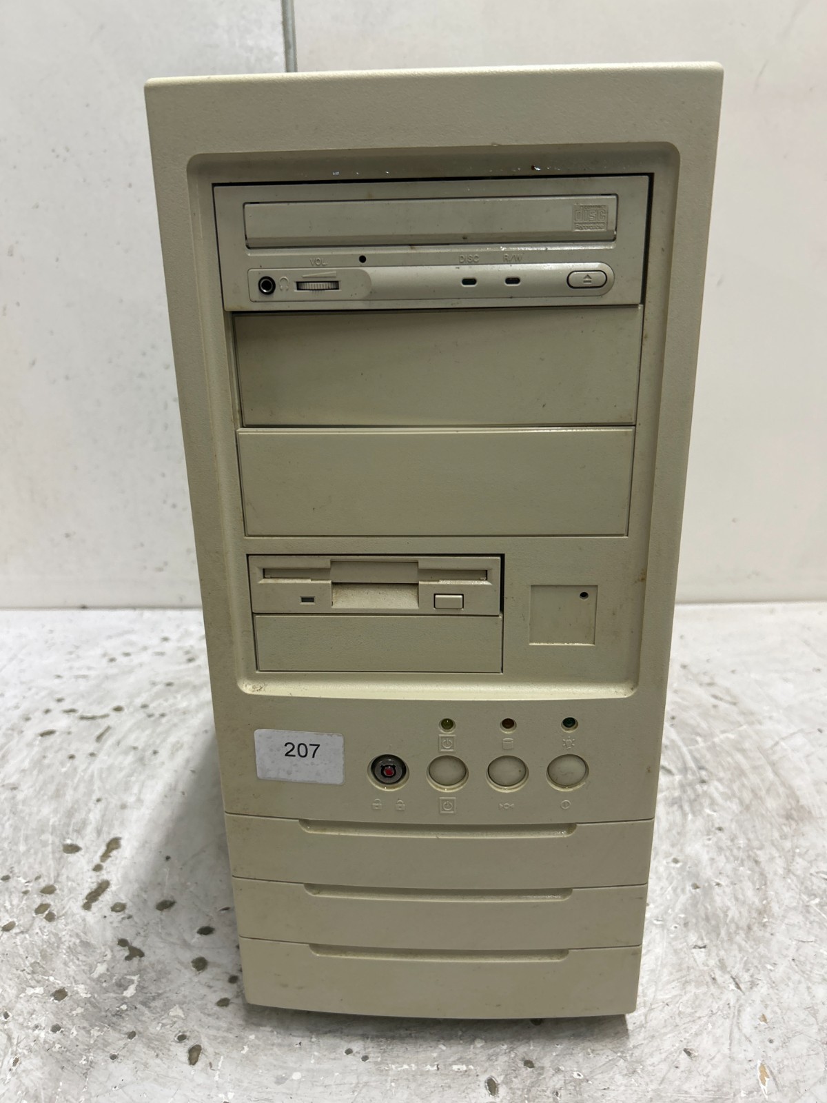 Vintage Retro Beige AT Desktop Computer Sleeper Case