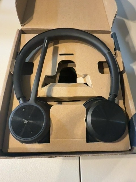 Poly Voyager 4320 UC Open Box
