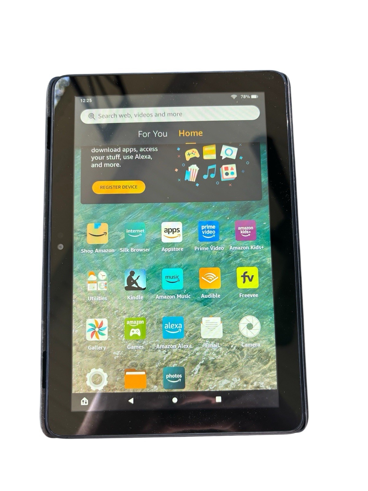 Amazon Fire HD 8 (2020) 64GB Tablet Bundle