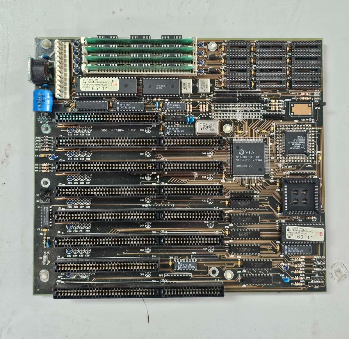 Vintage Retro Rare DataExpert VLSI SCAMP 80386SX Motherboard - Powers and Posts
