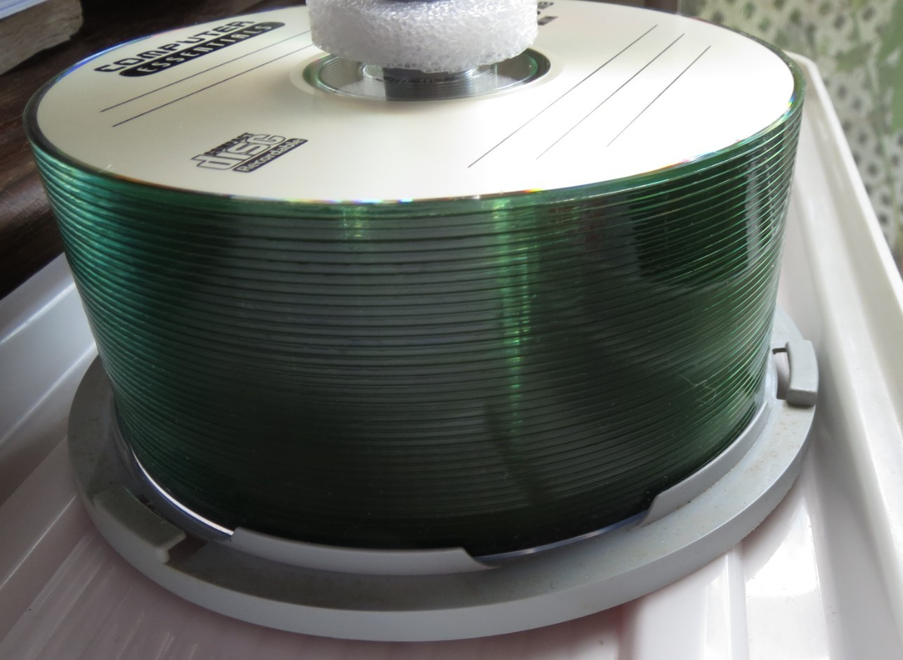 Computer Essentials - CD-R - DATA - 48X 700MB 80 Min - 39 on partial spindle
