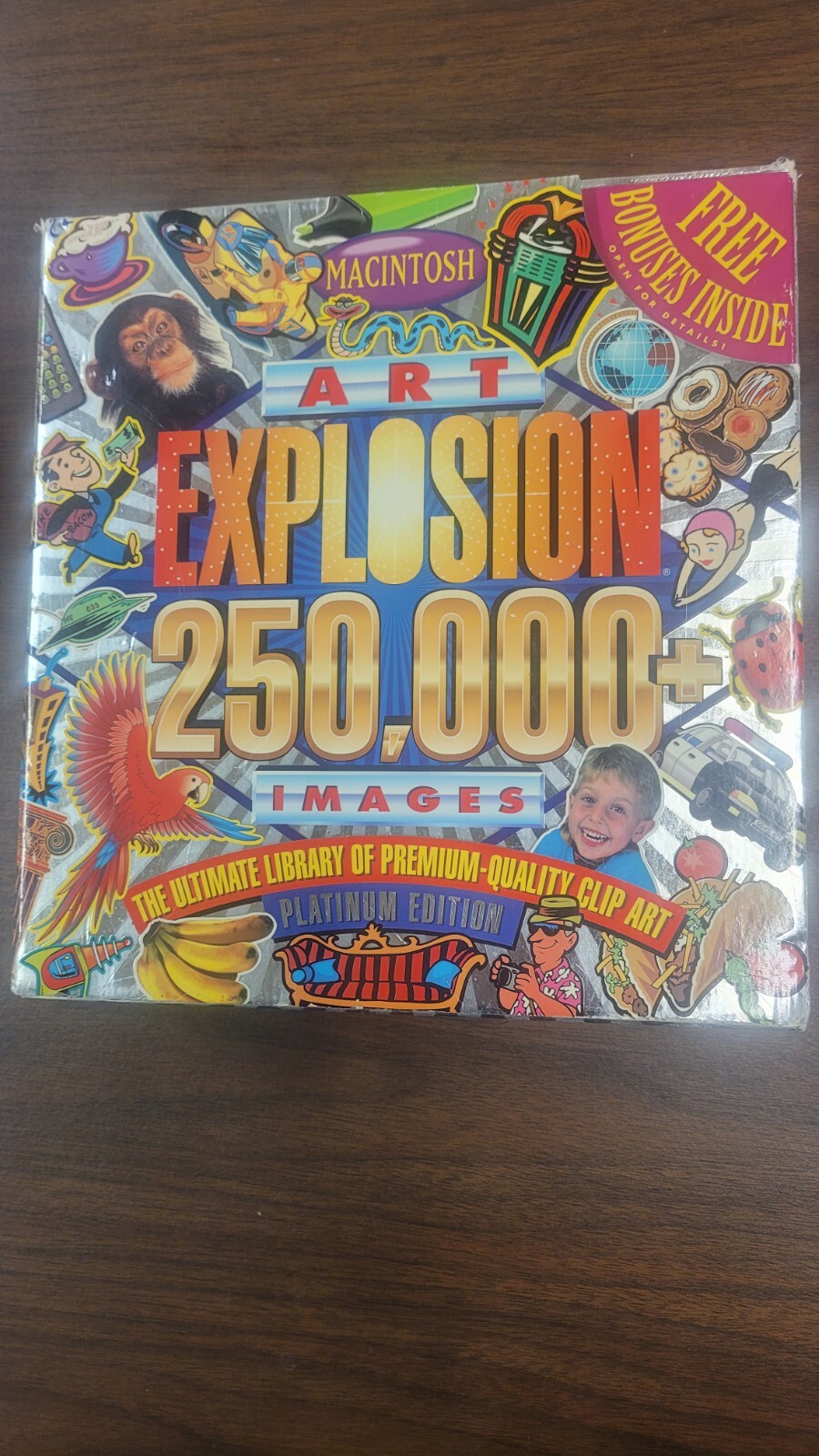 Macintosh Art Explosion 250,000 Images Platinum Edition 14gig On 23 Cds