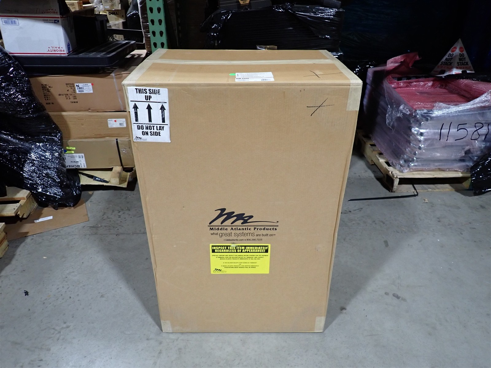 NEW Middle Atlantic A18-22CS Replacement Center Section for DWR-18-22