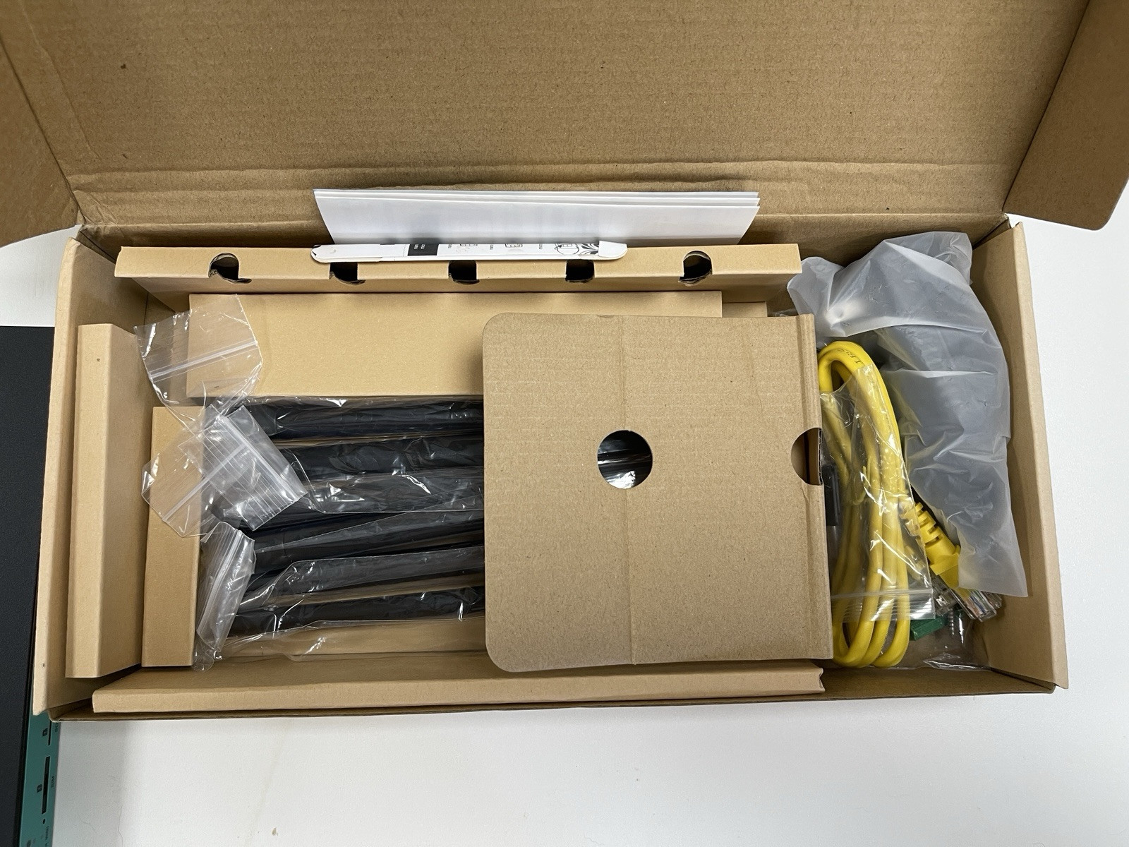 ZBT-Link WG1608 5G/LTE Cellular Router NIOB - Free US Shipping
