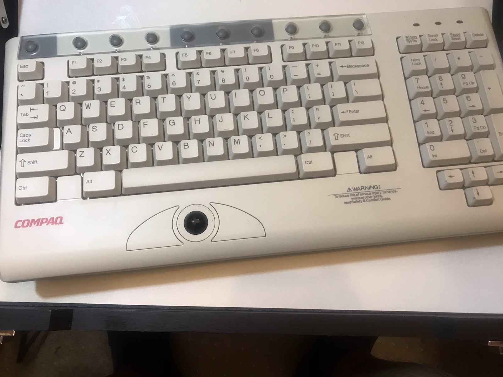 Compaq 158649-001 164989-001 PS/2 Rack Keyboard Hot Keys and Trackball KB 9968
