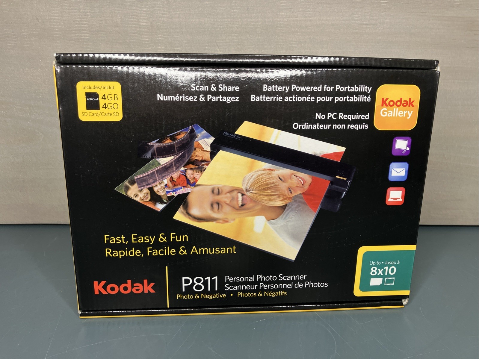 Kodak P811PU Personal Photo Scanner 4GB SD Card P811 New