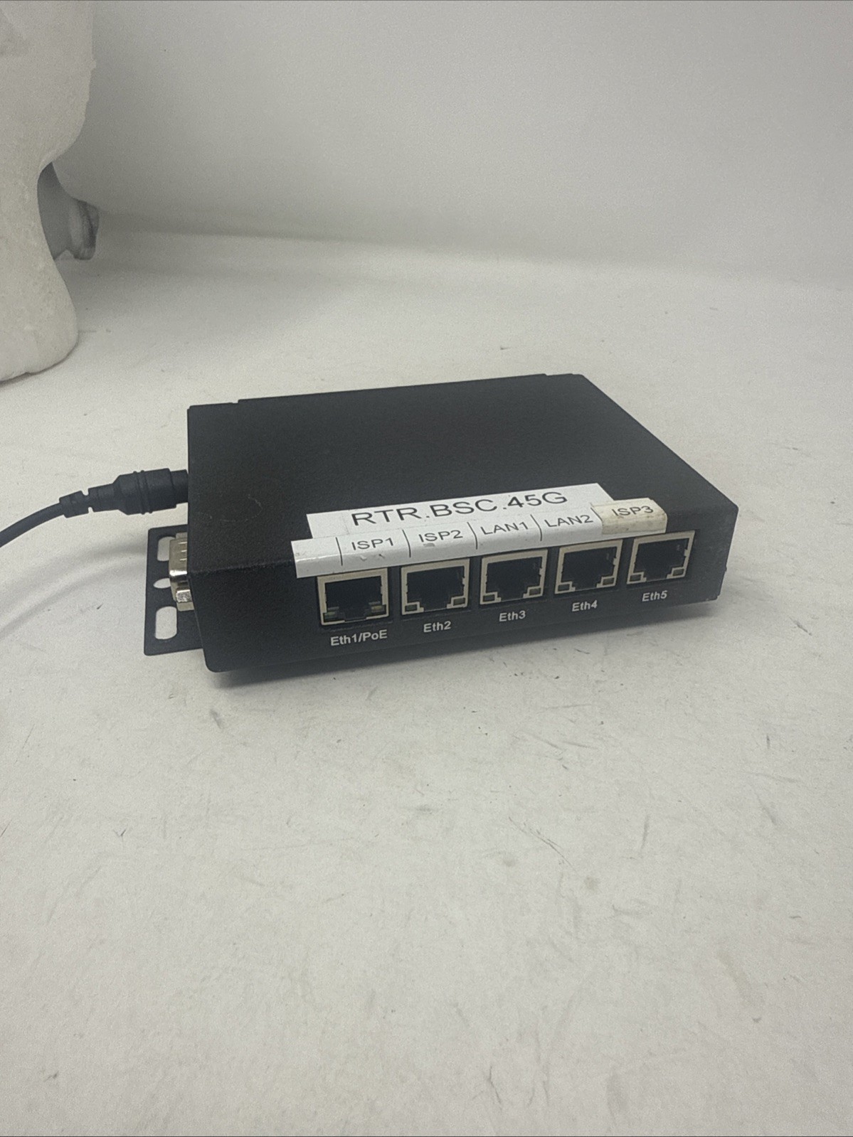  "MikroTik RouterBoard 450: Powerful, compact router for seamless network manage