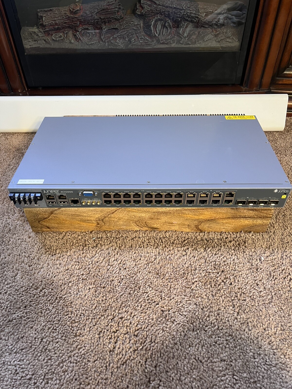 Juniper Network ACX2000-DC Universal Access Router DC Version 