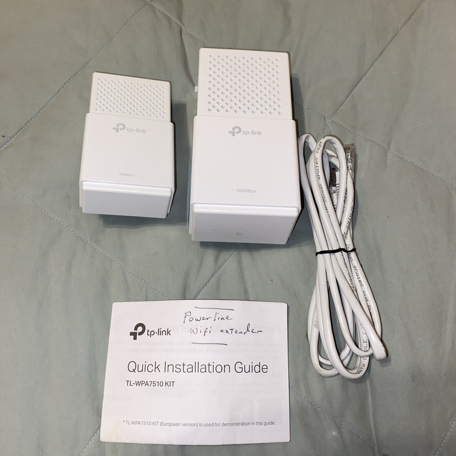 TP-Link AV1000 Gigabit Powerline AC Wi-Fi Extender Kit TL-WPA7510 and TL-PA7010