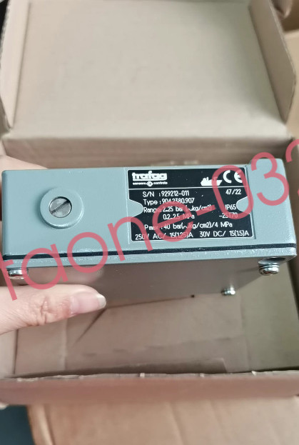 1PCS NEW Trafag 904.2380.907 Pressure sensor Fast delivery Via Fedex/DHL