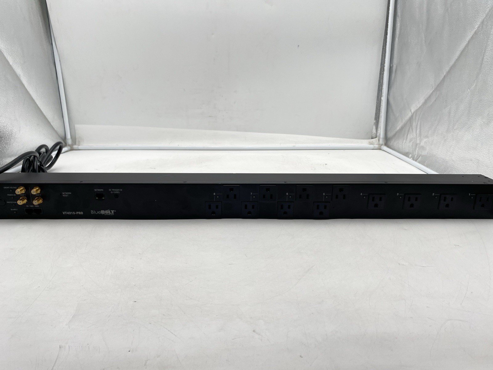 Vertex Panamax VT4315-PRO BlueBolt Controllable Power 8-Outlets