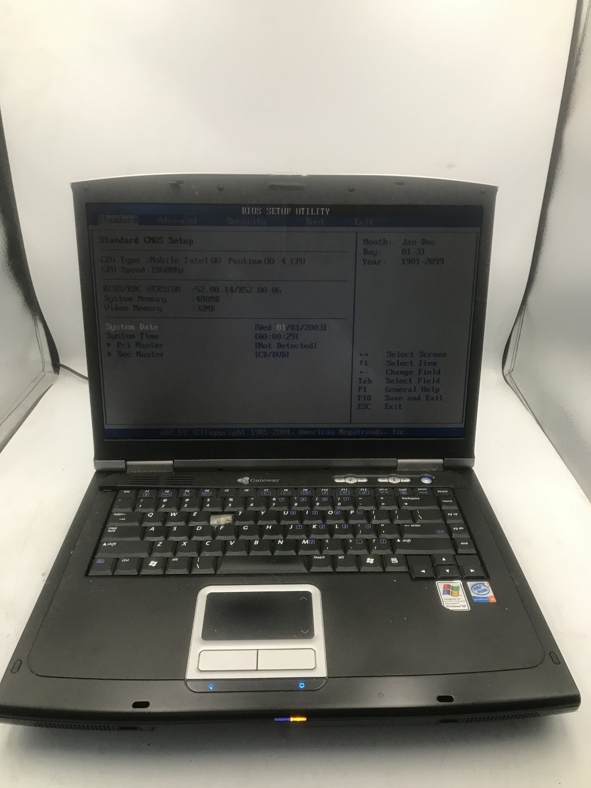 GATEWAY 7324 - BOOTS TO BIOS - INTEL PENTIUM 4 - 480MB RAM - NO OS -READ DESC-BB