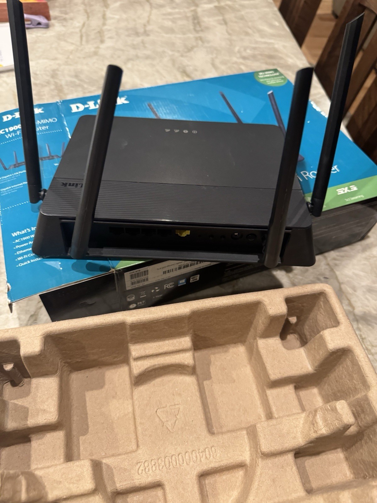 D-Link WiFi Smart Router AC1900 Wireless Dual Band MU-MIMO Powerful DIR-878