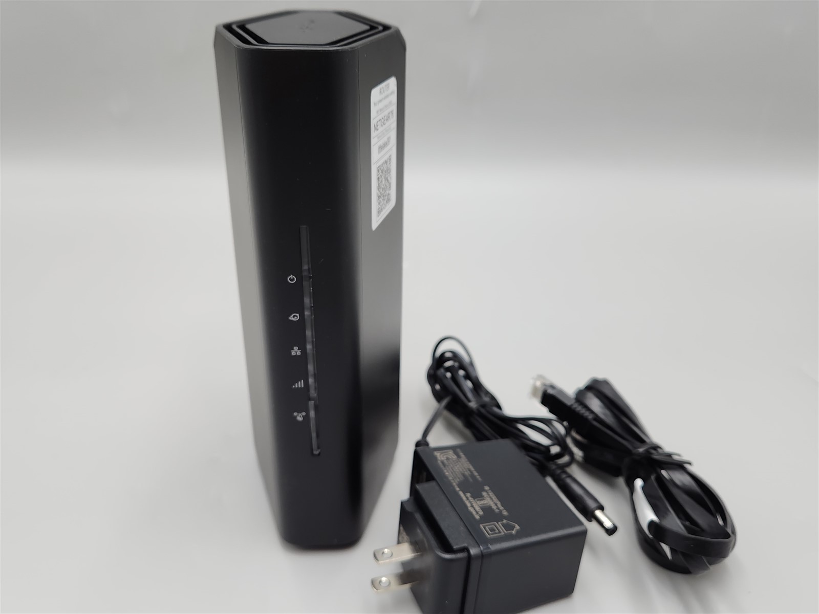NETGEAR Nighthawk Dual-Band WiFi 7 Router (RS90-100NAS)