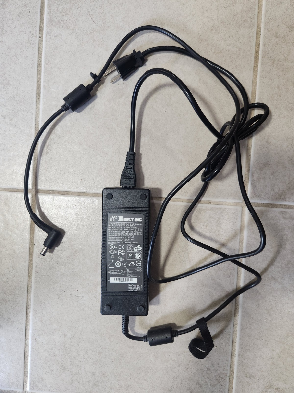 BESTEC COMPUTER AC DC POWER ADAPTER CHARGER BT-AG151EBF-H