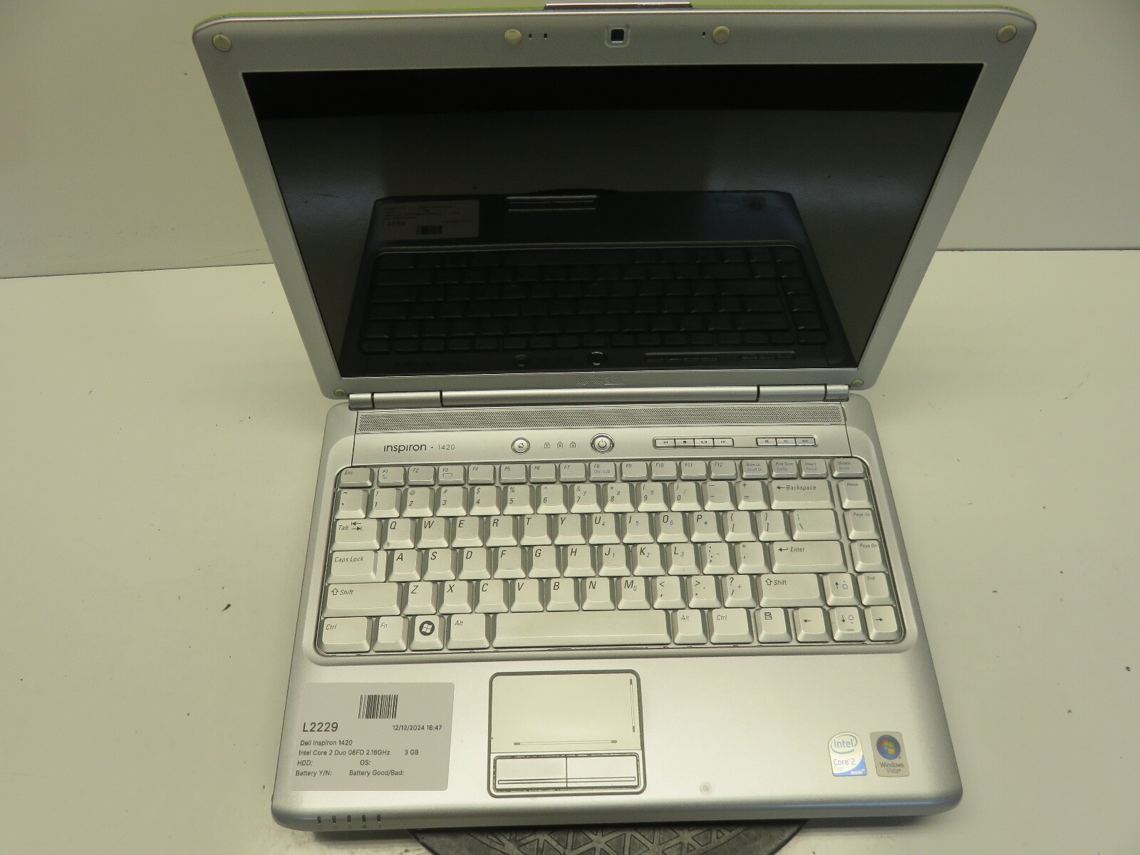 Dell Inspiron 1420 Intel Core 2 Duo 06FD 2.16GHz 3 GB NO HDD No Batt