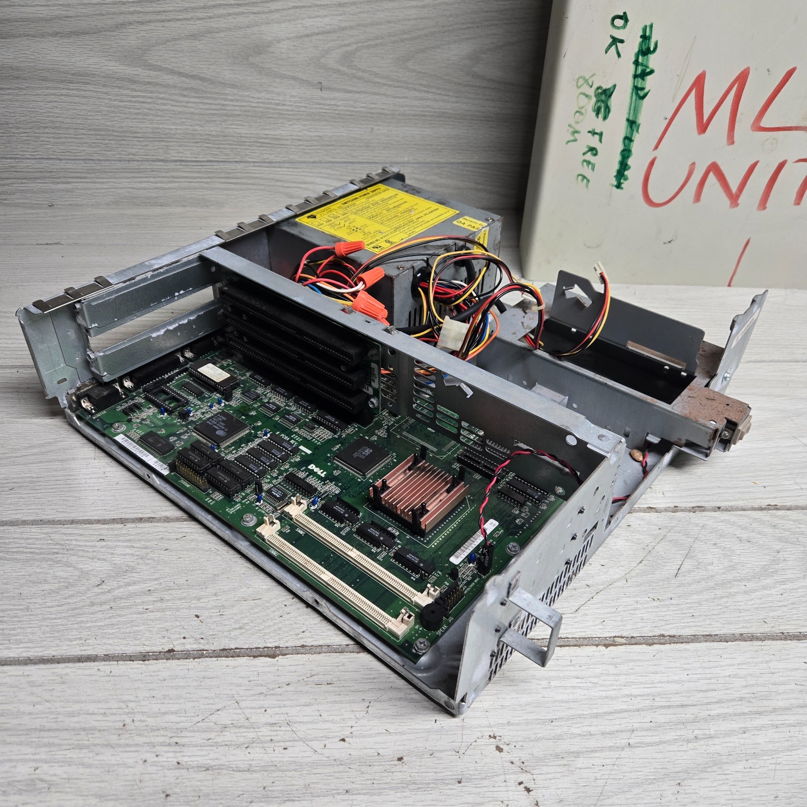 Vintage Dell 433/P Intel Desktop Computer UNKNOWN Parts or Repair