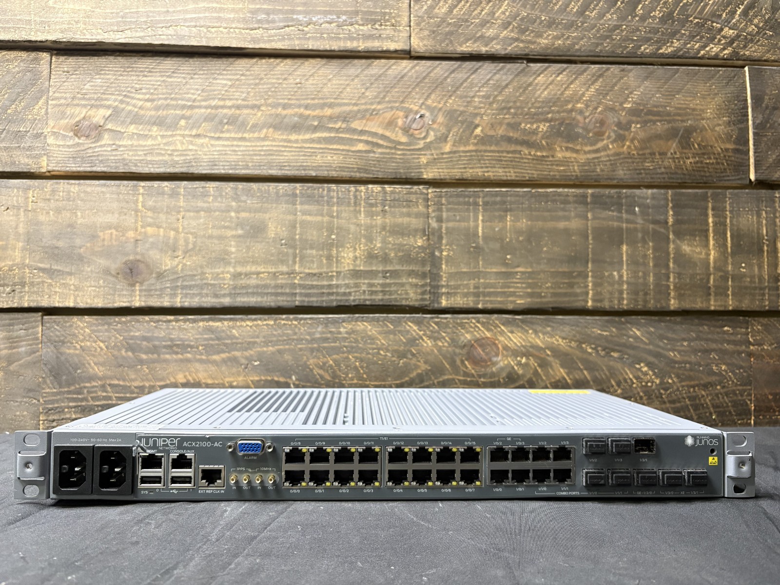 Juniper Networks ACX2100-AC Router – 1U Gigabit Ethernet Switch