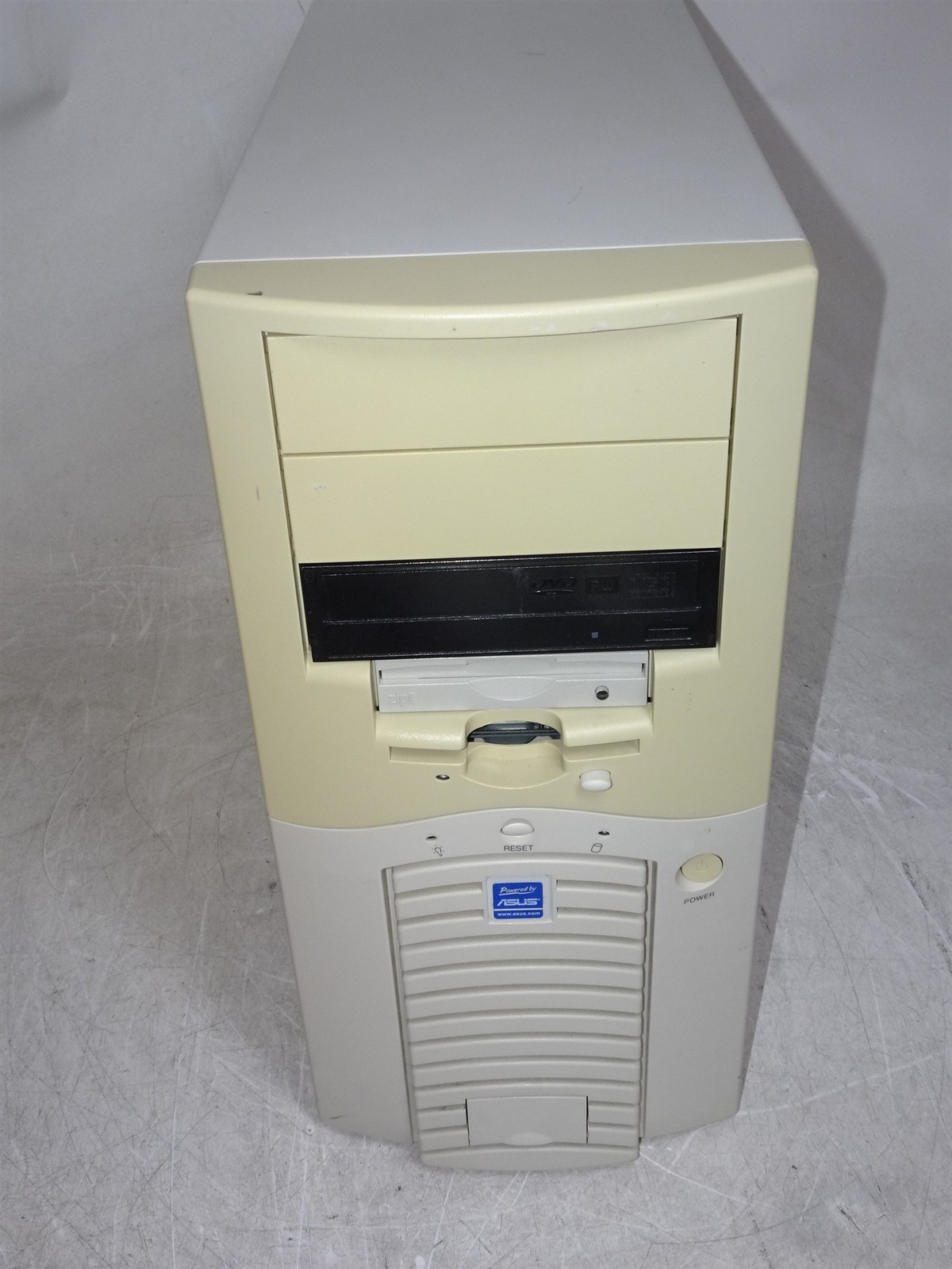 Retro Antec Mid-Tower Beige PC Gaming Computer Case and Power Supply