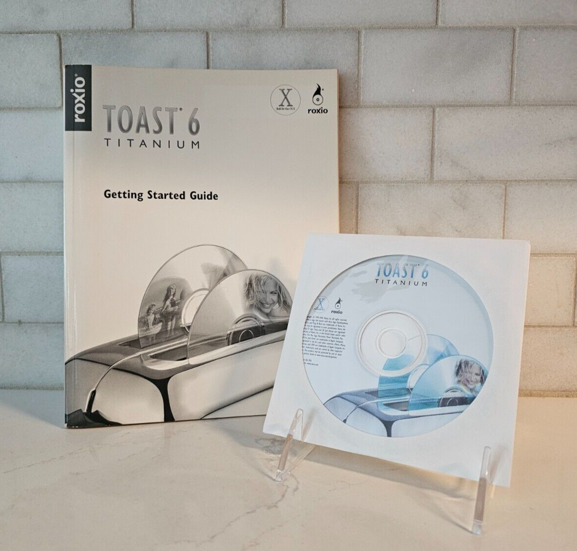 Vintage Roxio Toast 6 Titanium CD-ROM Software for Macintosh with User Manual
