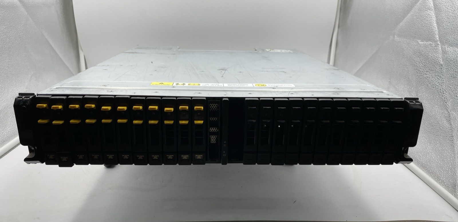 HP 3PARA-ST1111 2U 24-Bay 2.5" SAS Storage Array No HDD's