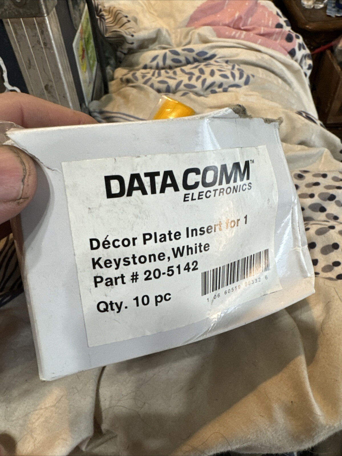 Open Box 9 Data Comm Electronics 20-1542 Decor Plate Insert For 1 Keystone White