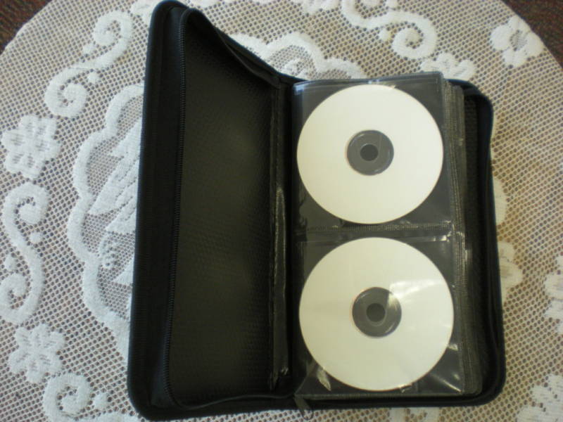 10 PCS NEW TOP QUALITY 64-CD/DVD BLACK WALLET/HOLDER W BLACK SLEEVE JS64 CD64PVC