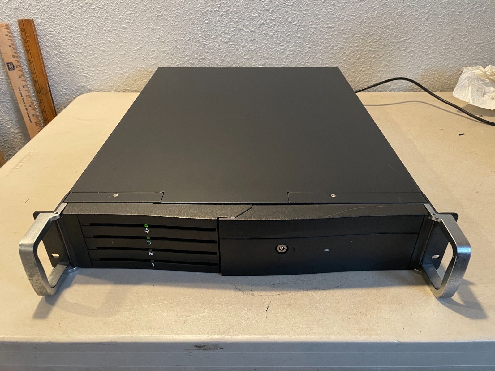 Vintage Hewitt Rand 2U Server Case/Rackmount Server Chassis Untested